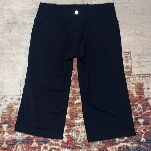 Lululemon astro wunder under crop size 6 - Picture 2 of 5